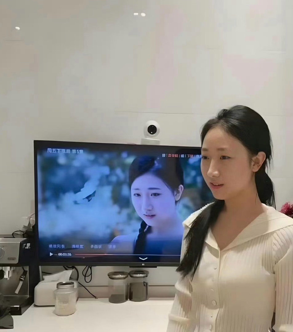 “演员上镜胖十斤”这句话居然是真的