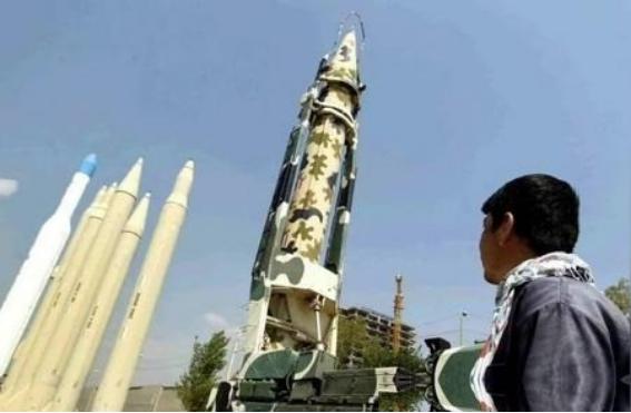 现在知道为什么波斯的导弹发射系统，美以完全掌握制空权，却一直炸不垮，炸不完了。美