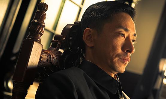 “中戏表演系主任接力自首！易烊千玺恩师也翻车，明星黄埔军校到底藏了多少灰色剧本