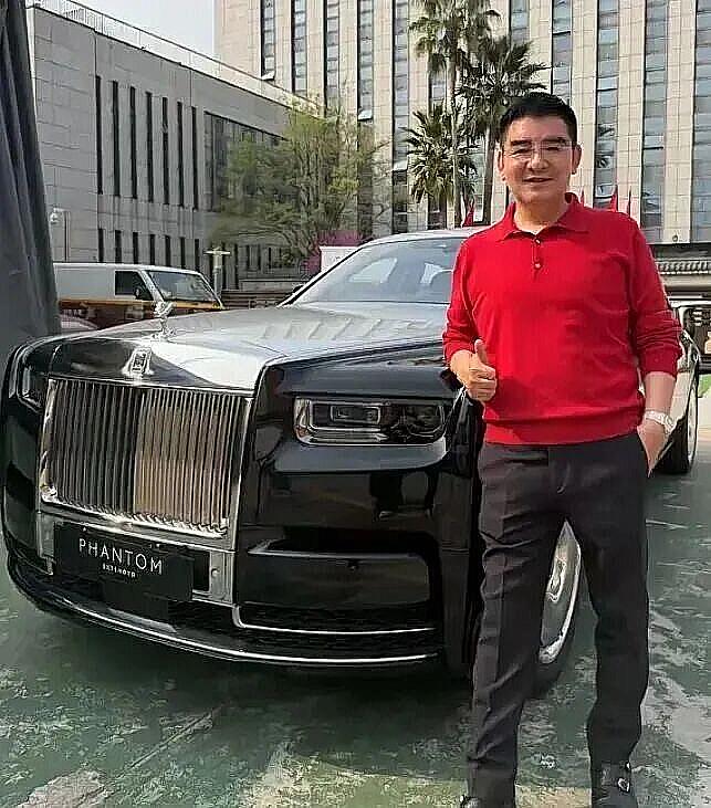 张雪不懂标哥的心思，标哥也不懂张雪的纯粹，以至张雪把标哥都整不会了其实按陈光标