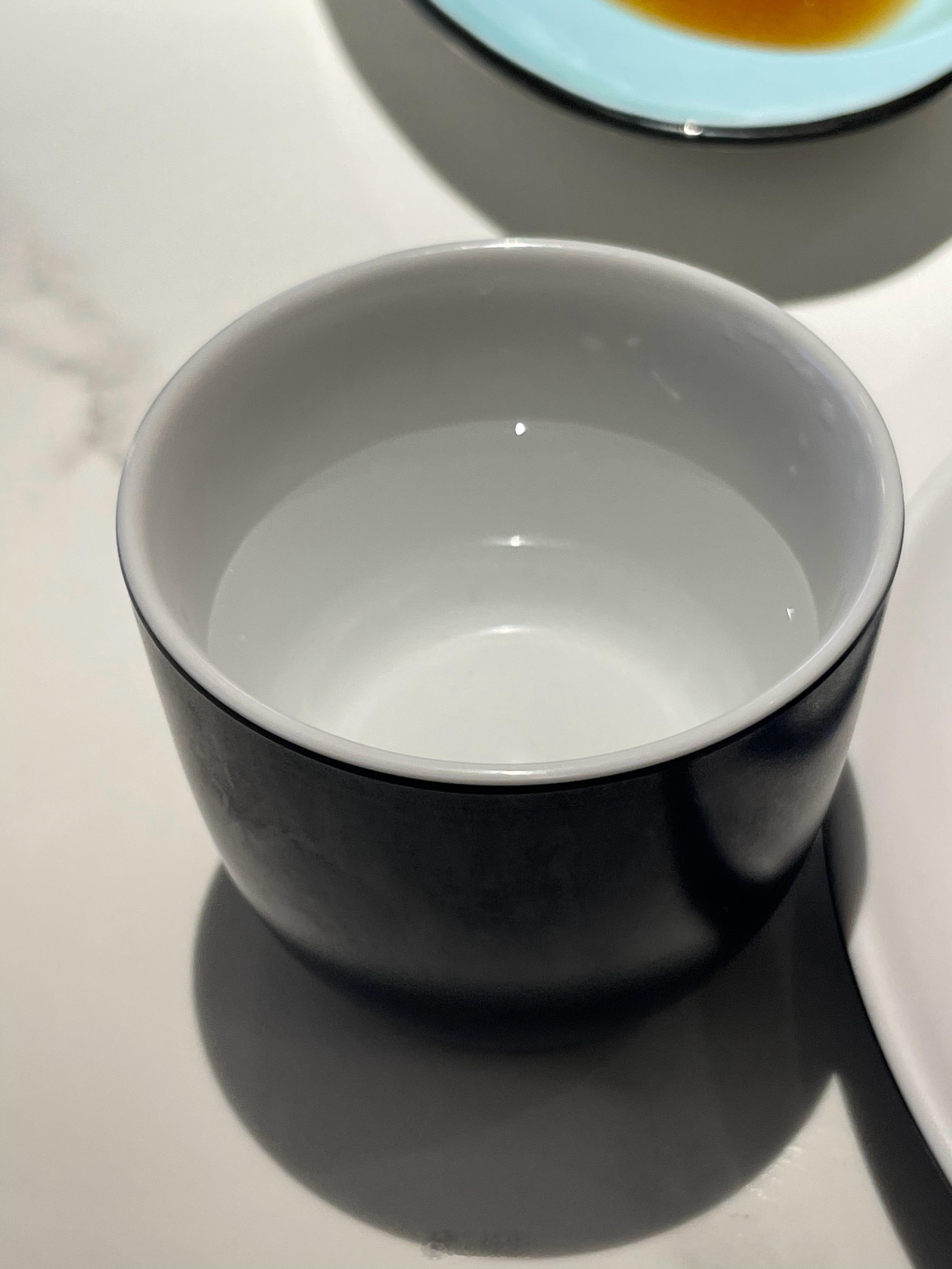 出门逛商场，吃了个预制菜，简简单单又是一餐，咱们不能谈预制菜色变，只要后厨干净卫