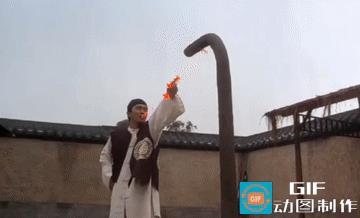 据说当年这个特效周星驰并不是很满意，可能是觉得有些敷衍吧。但观众还是看的津津有