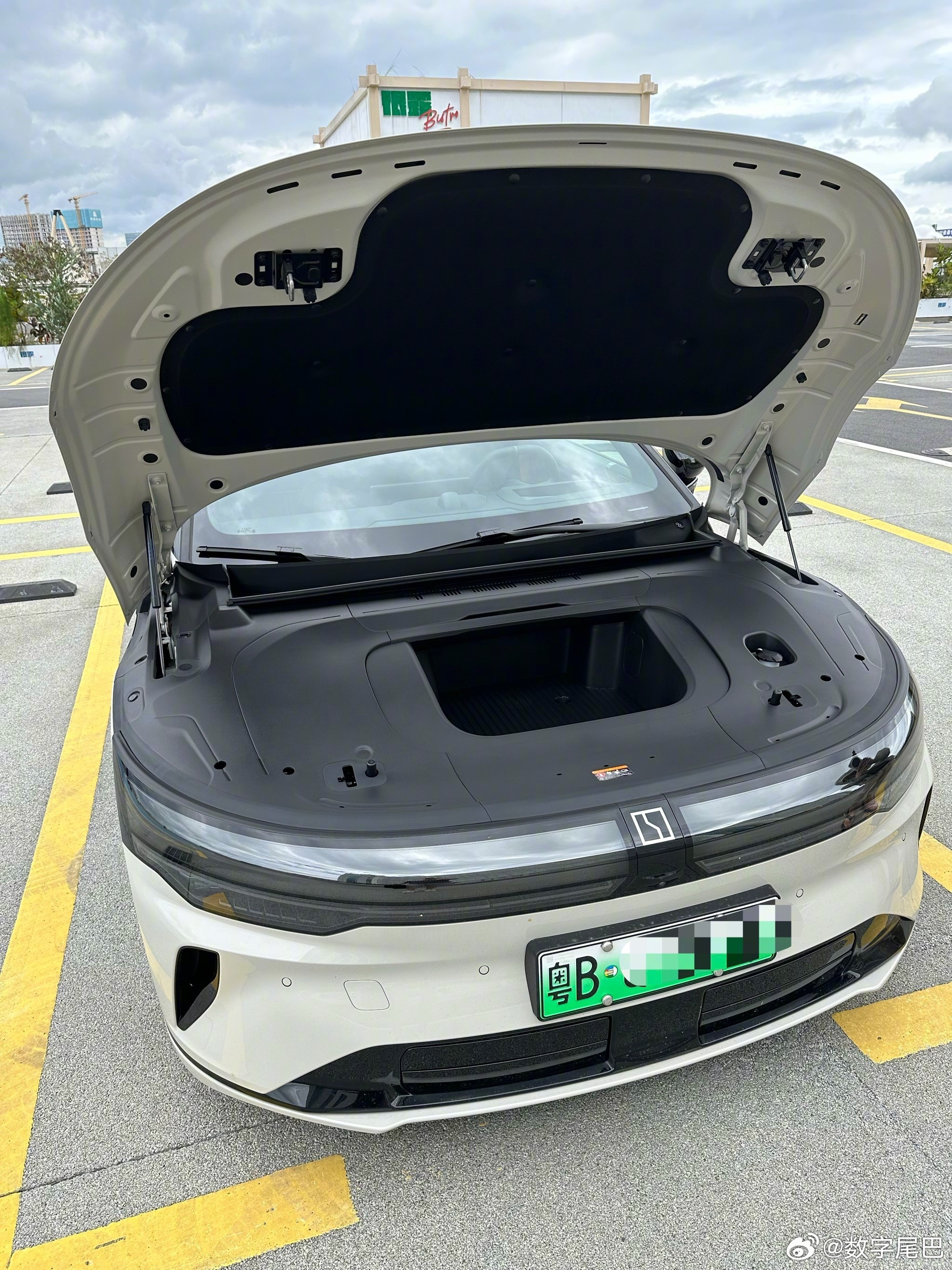 听说新小米SU7增大了前备箱，极氪007GT要加油啦，有点小🤣