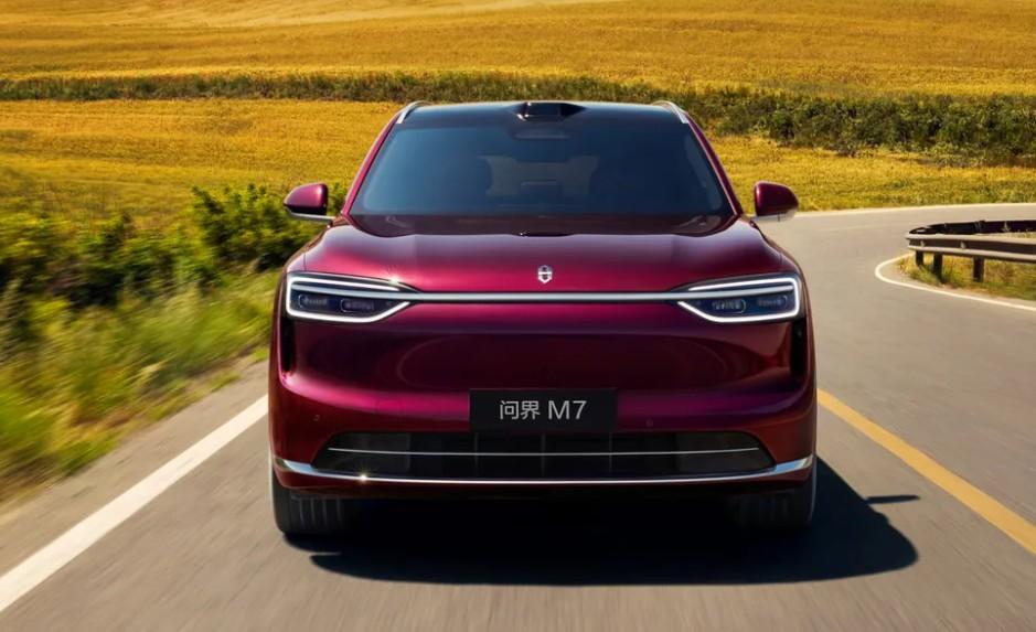 鸿蒙智行问界M7增程长续航版今日（2026年1月13日）正式上市，五座版29.9