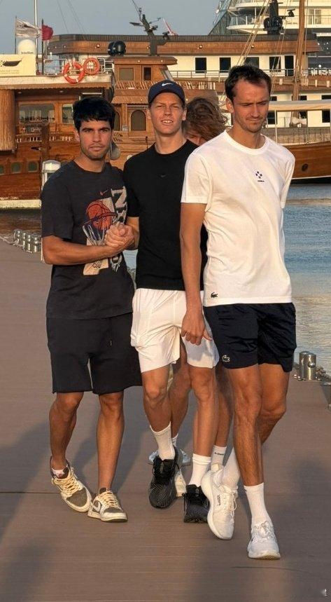 【阿卡：当辛纳参赛时我进入决赛机会大增】阿尔卡拉斯：“有辛纳在签表中总是件好事