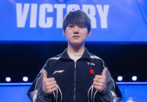 Jackeylove是怕TES去涅槃，369呢？谁知道这位TES队长的想法啊Ja