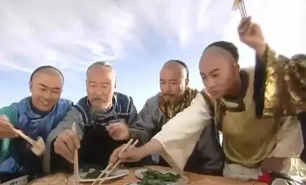 其实紫薇的厨艺也不咋地吧关键是很会卖弄文采