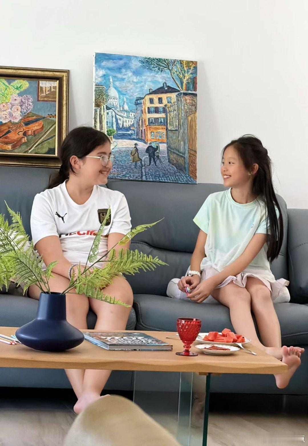 我们把德国房子的地下室租出去了。2室1厅，一厨一卫。虽说是地下室，但几乎和一楼差