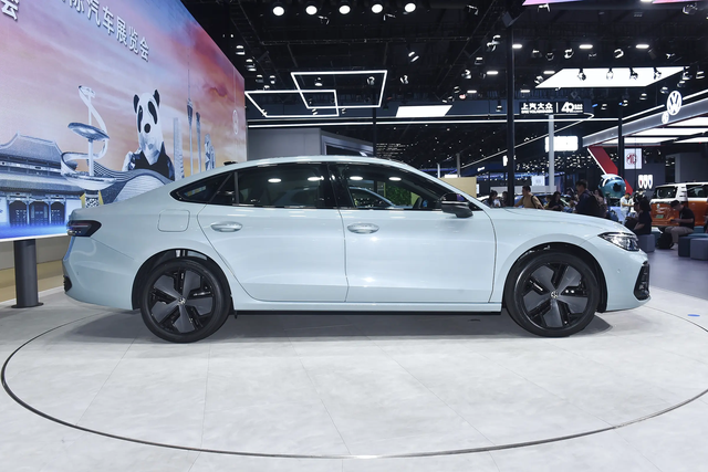 这三款B级车怎么选简单明了纠结这三款B级车？别瞎逛！按需求对号入座，闭眼不踩坑