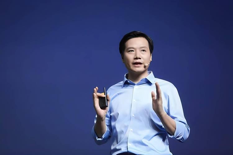 最近小米雷军在个人演讲之后，出现了两种截然相反的结果。一方面因为个人演讲而出现大