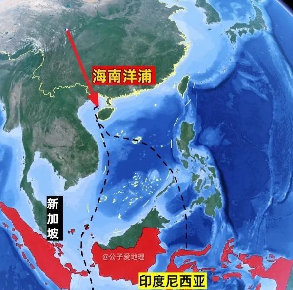 印尼货轮集体改道中国海南！印尼的货轮，突然集体向北拐了个大弯。这个举动，直接搅动