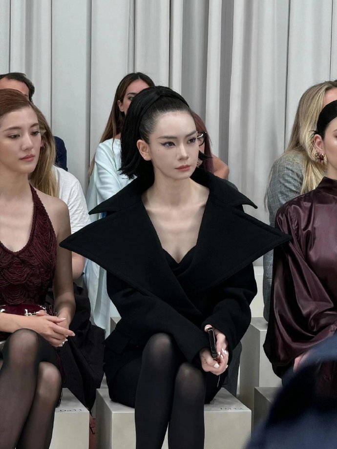 姐…这头皮不痛吗