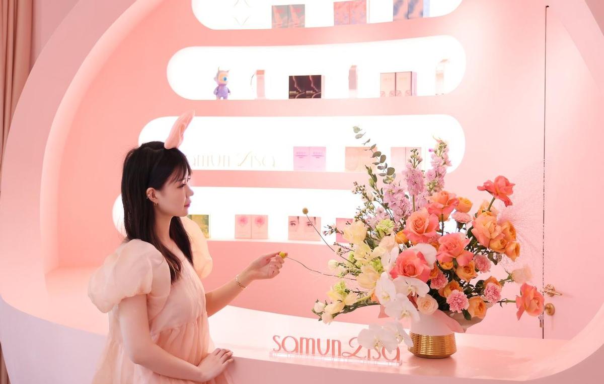 你有没有发现，现在去美容院，不光是敷脸了。99块，7分钟，就能在莎蔓莉莎的店里