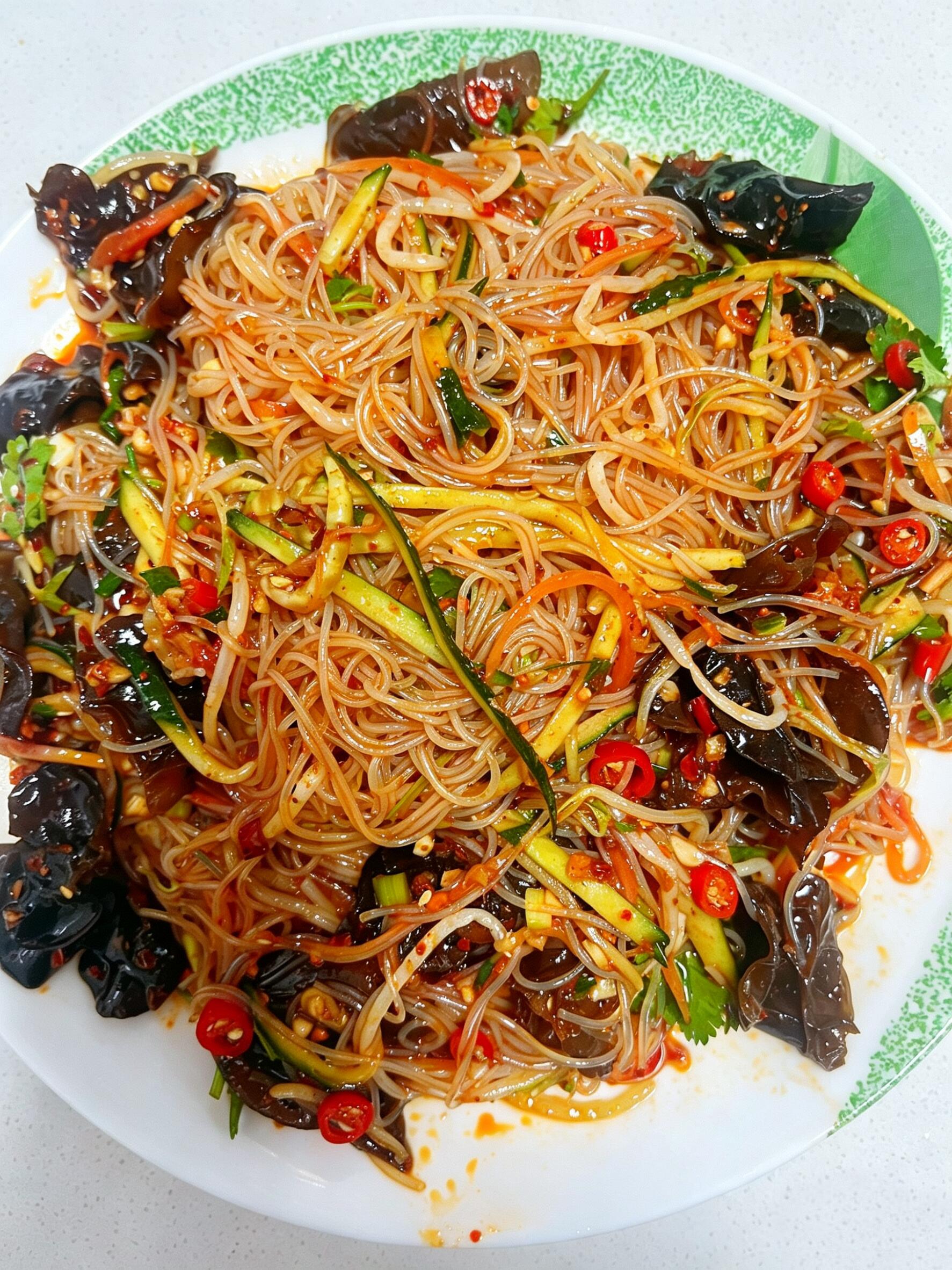 减脂期凉拌三丝｜低卡开胃，狂炫也无负担减脂期的宝子们集合！嘴巴淡到发慌、不想吃