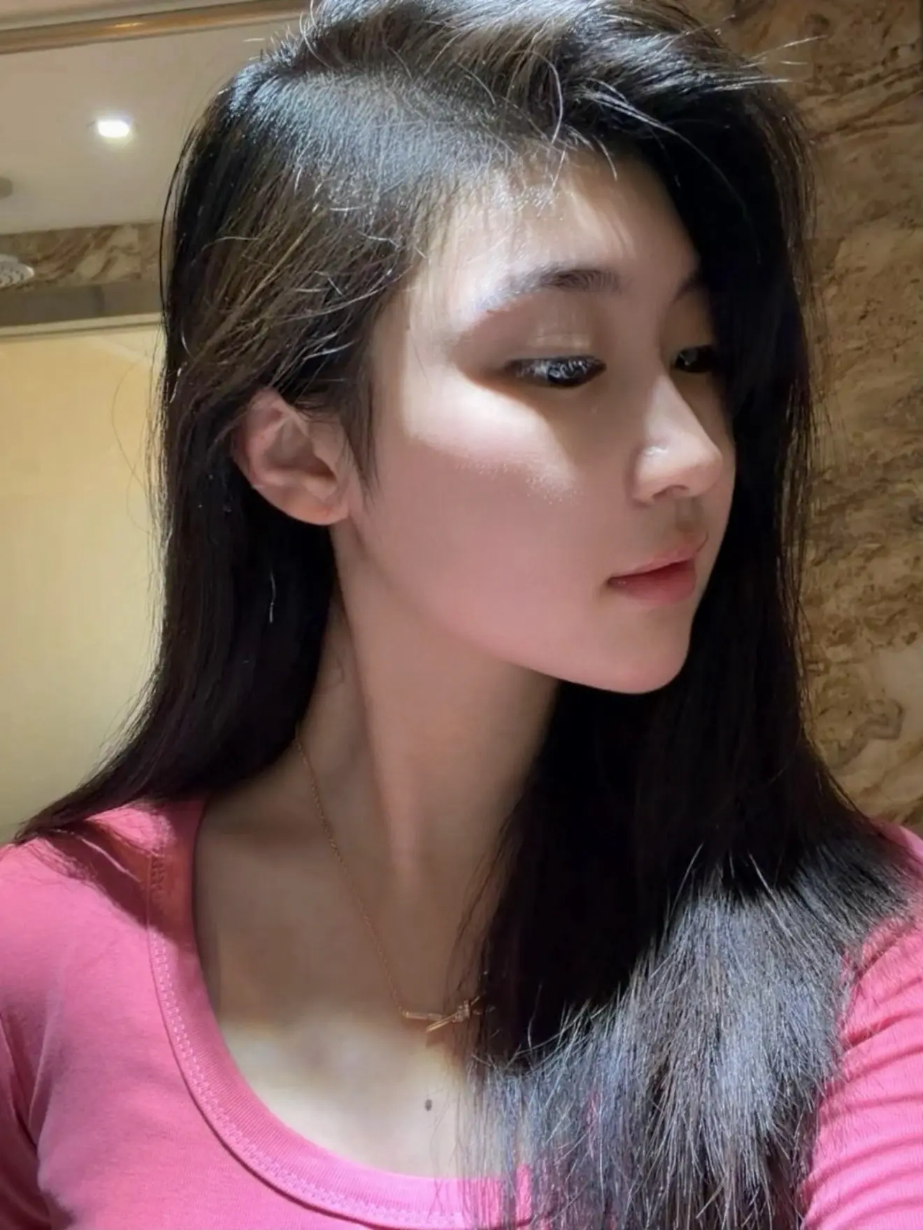 早说你喜欢清纯的我洗把脸就出门了