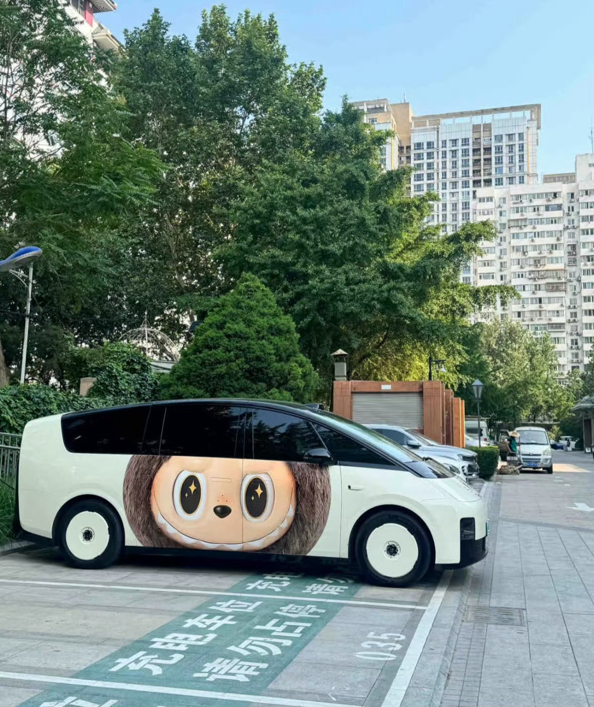 labubu为啥这么火，有懂行的么？[抠鼻]MEGA都贴上了​​​