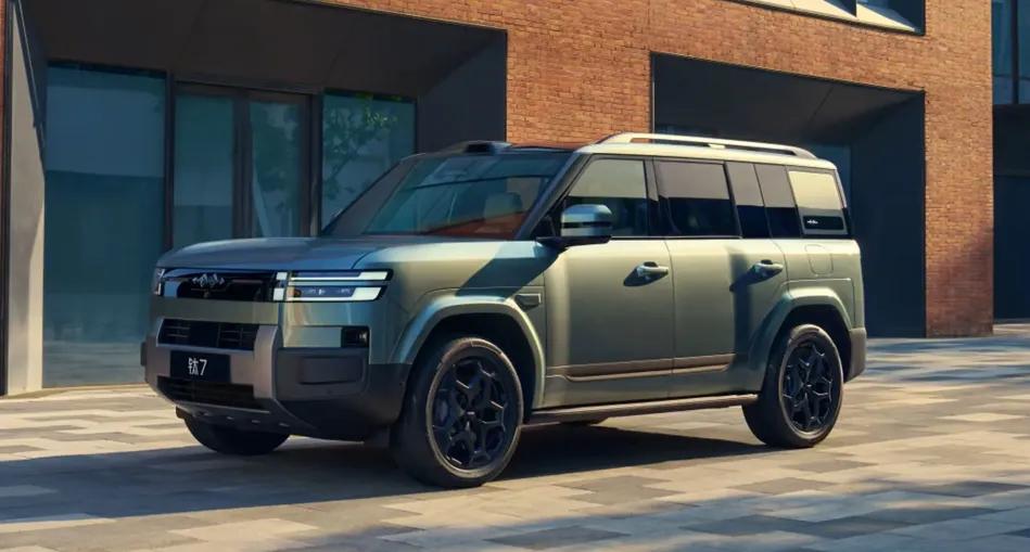 惊不惊喜！方程豹钛7最近销量：10月销量20024辆11月销售24019