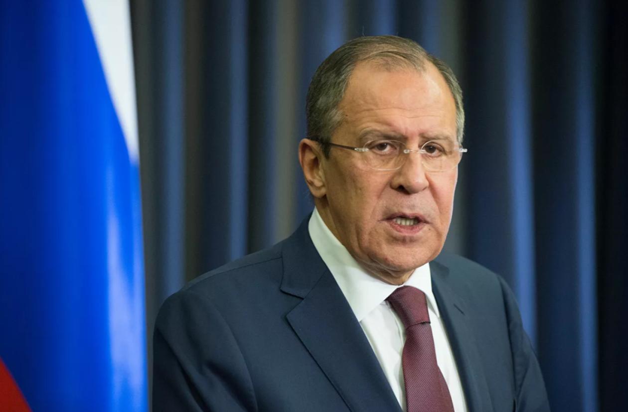 一句话戳穿西方谎言！拉夫罗夫：欧洲给乌克兰安全保障，就是让它打俄罗斯。这