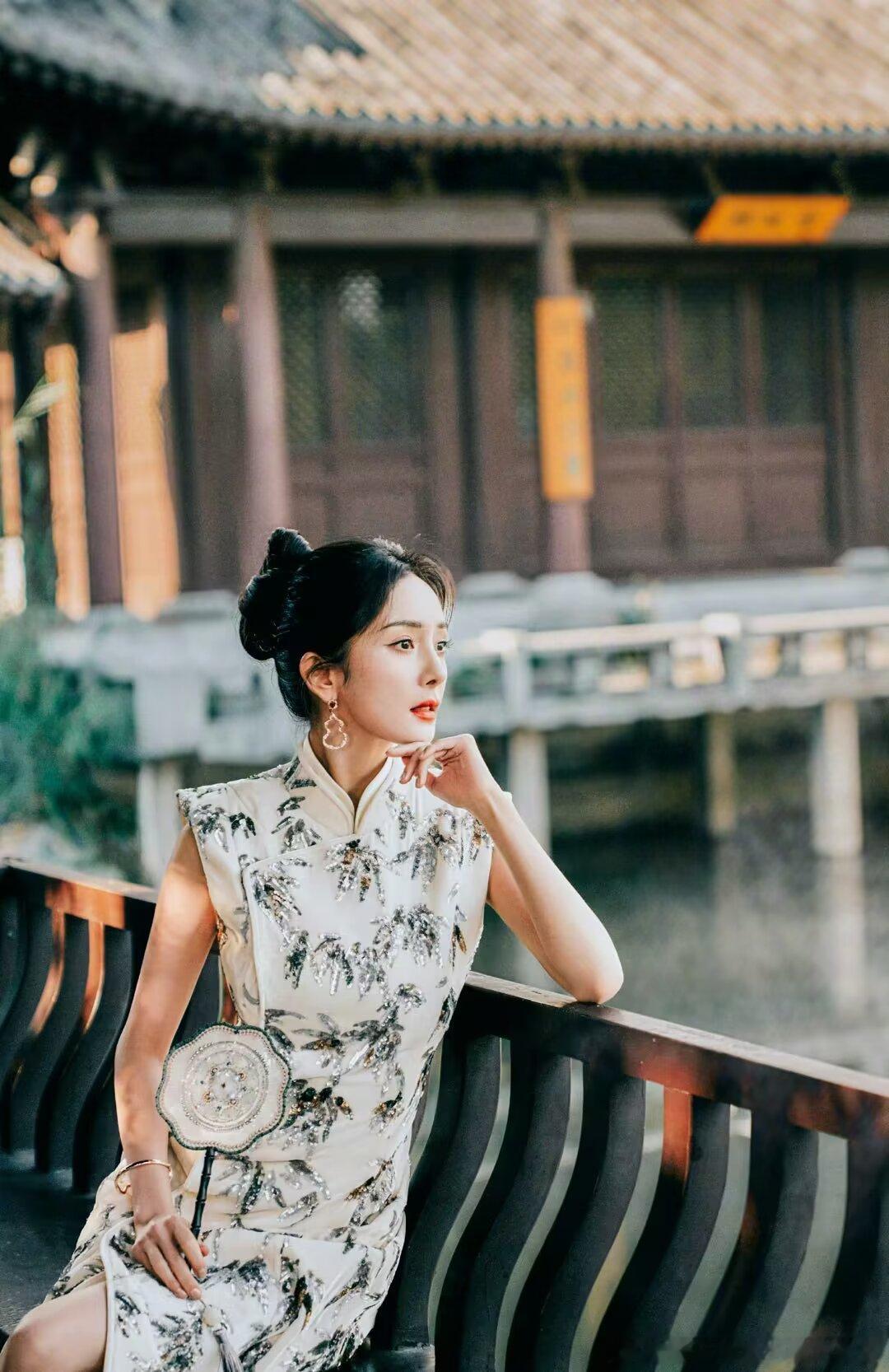 杨幂🦊杨幂江山大同🦊杨幂冯娷🦊杨幂冯湮儿希望自己能成为永远值得你
