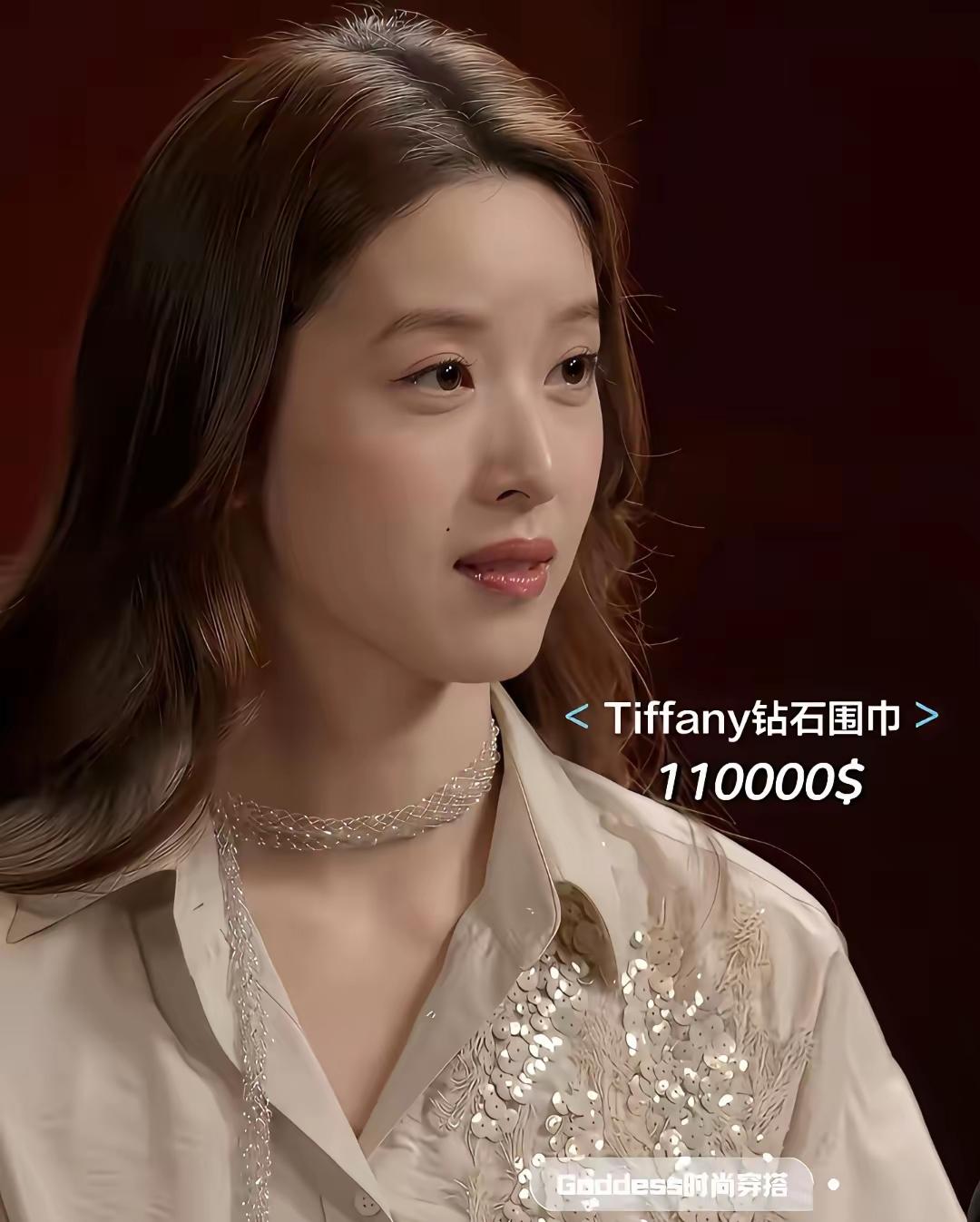 她也就是青春貌美，没有在社会上历练过。看陈都灵，也是校花。这几年拍戏闯出来了一