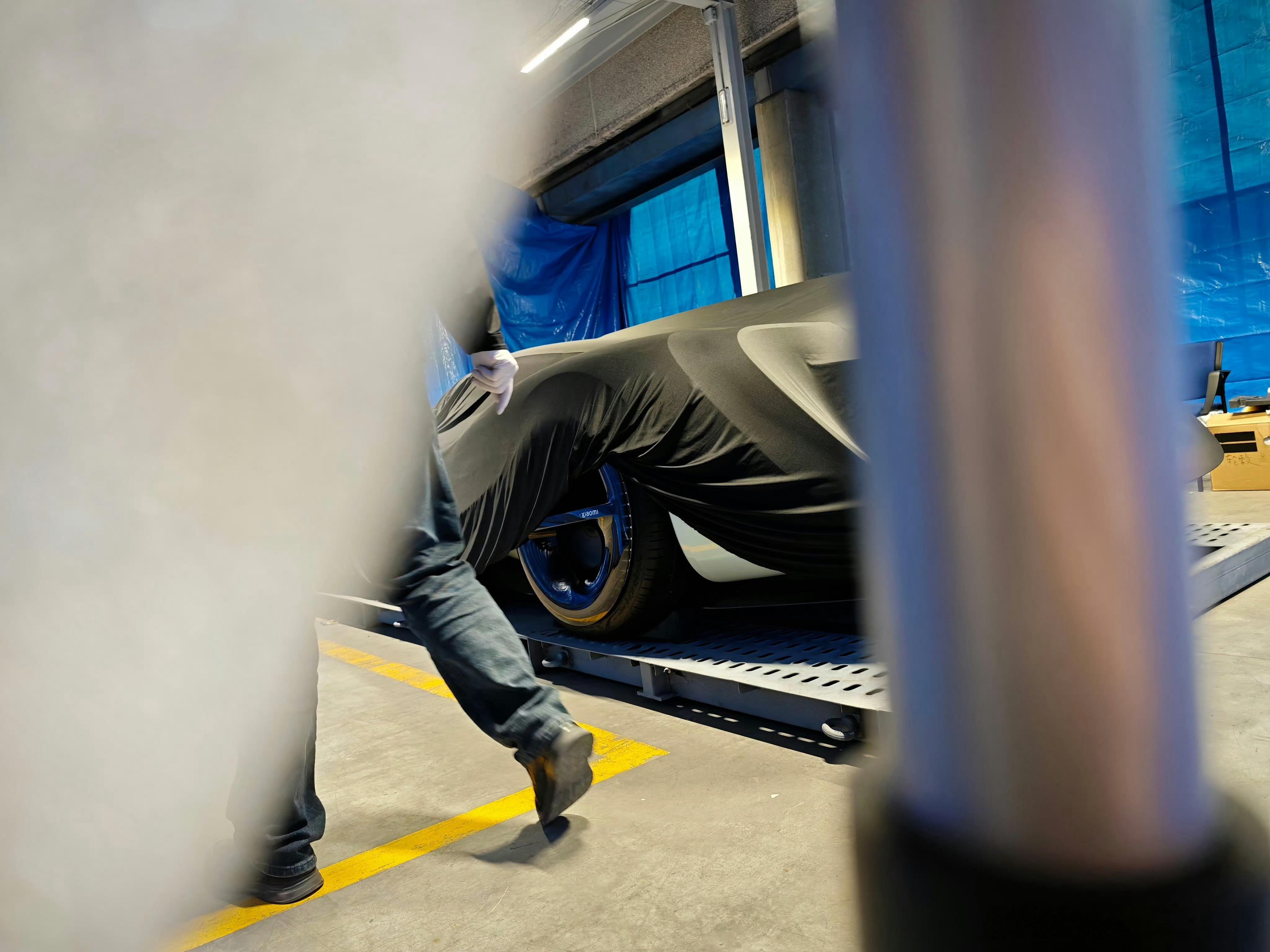 有点意思，这是继小米SU7Ultra、小米YU7GT后，小米的第三款极致性能取