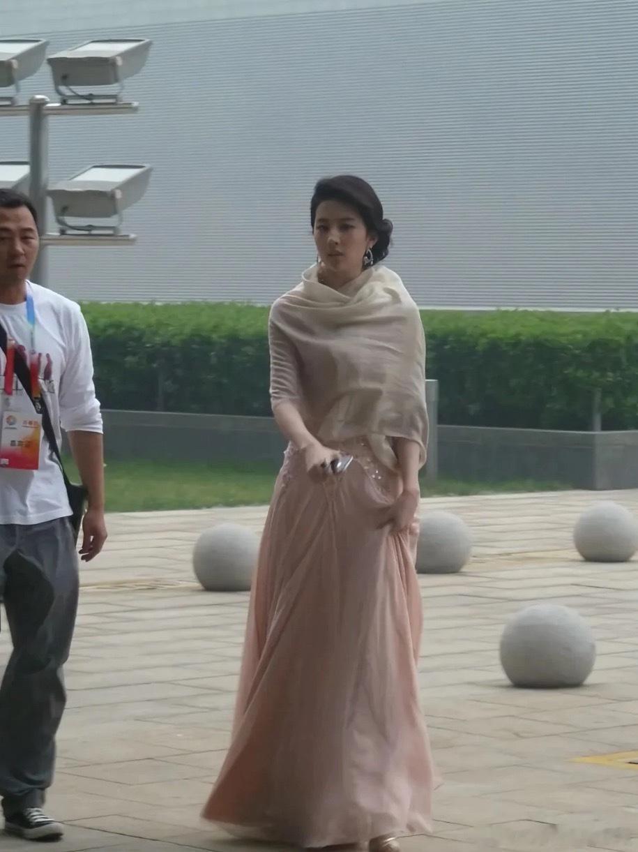 对于她自古生图出神图