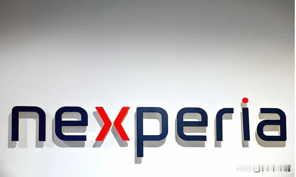 荷兰现在收场难了。路透社最新的报道说，白宫准备救场，让中国封装工厂即将发货。因