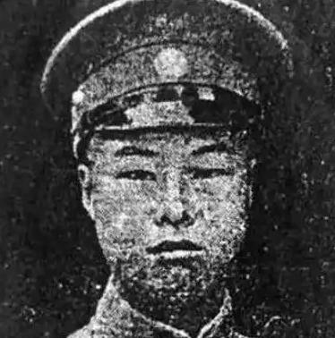 1950年，江西省乐安县判处抗日将领、起义投诚将领、原国军中将潘峰名死刑并立即执