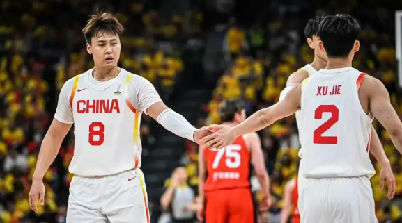 中国男篮86-78关岛，不好意思，这三位球员可以离开国家队：1、高诗岩2