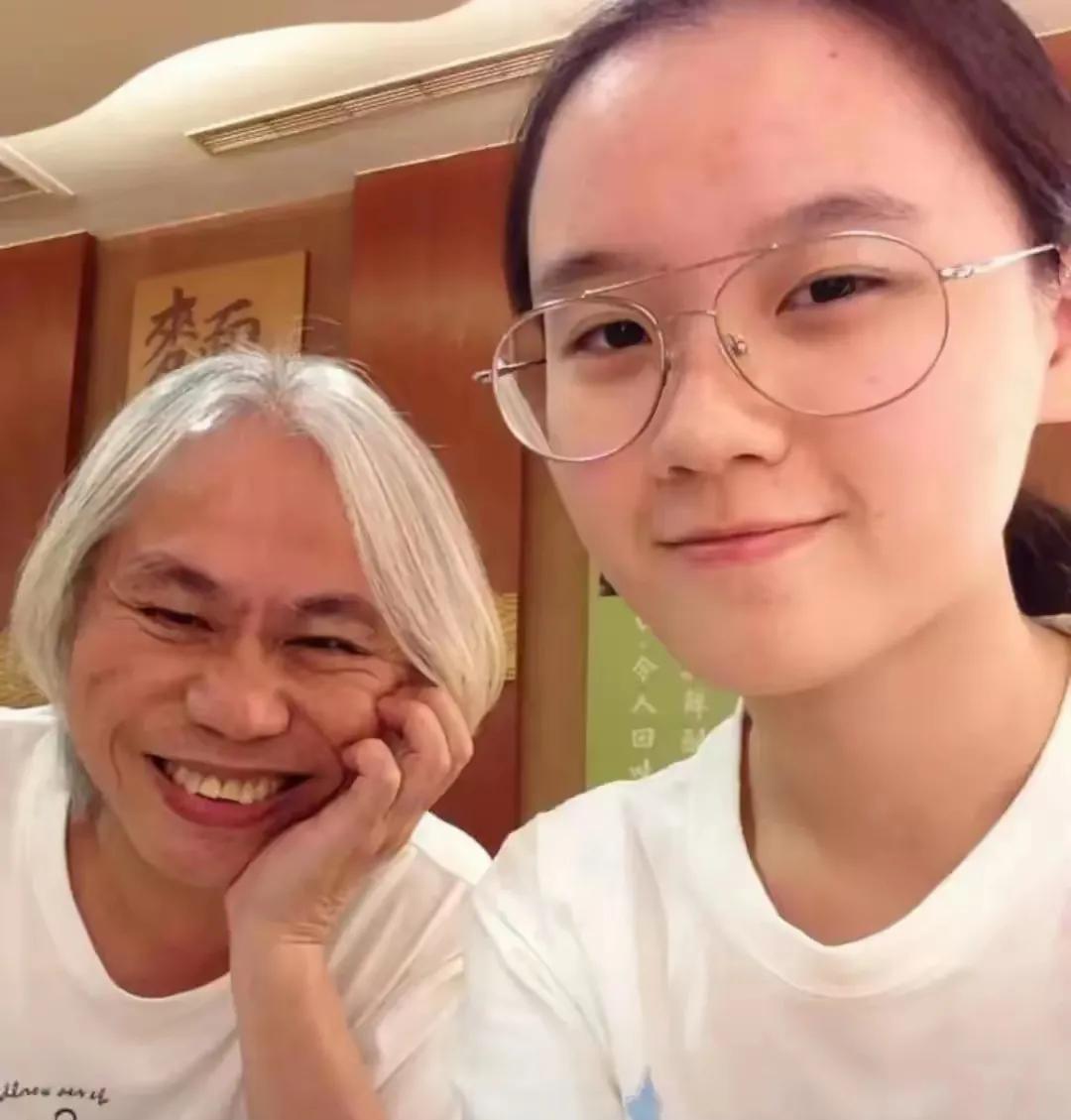 人的一生真的都是选择的因果。路是自己走的，所以只能对自己的选择负责。台湾这对