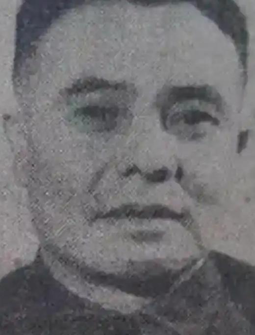1955年，前上海市公安局局长扬帆被逮捕，消息传到南京军区司令部，他不关心案情，