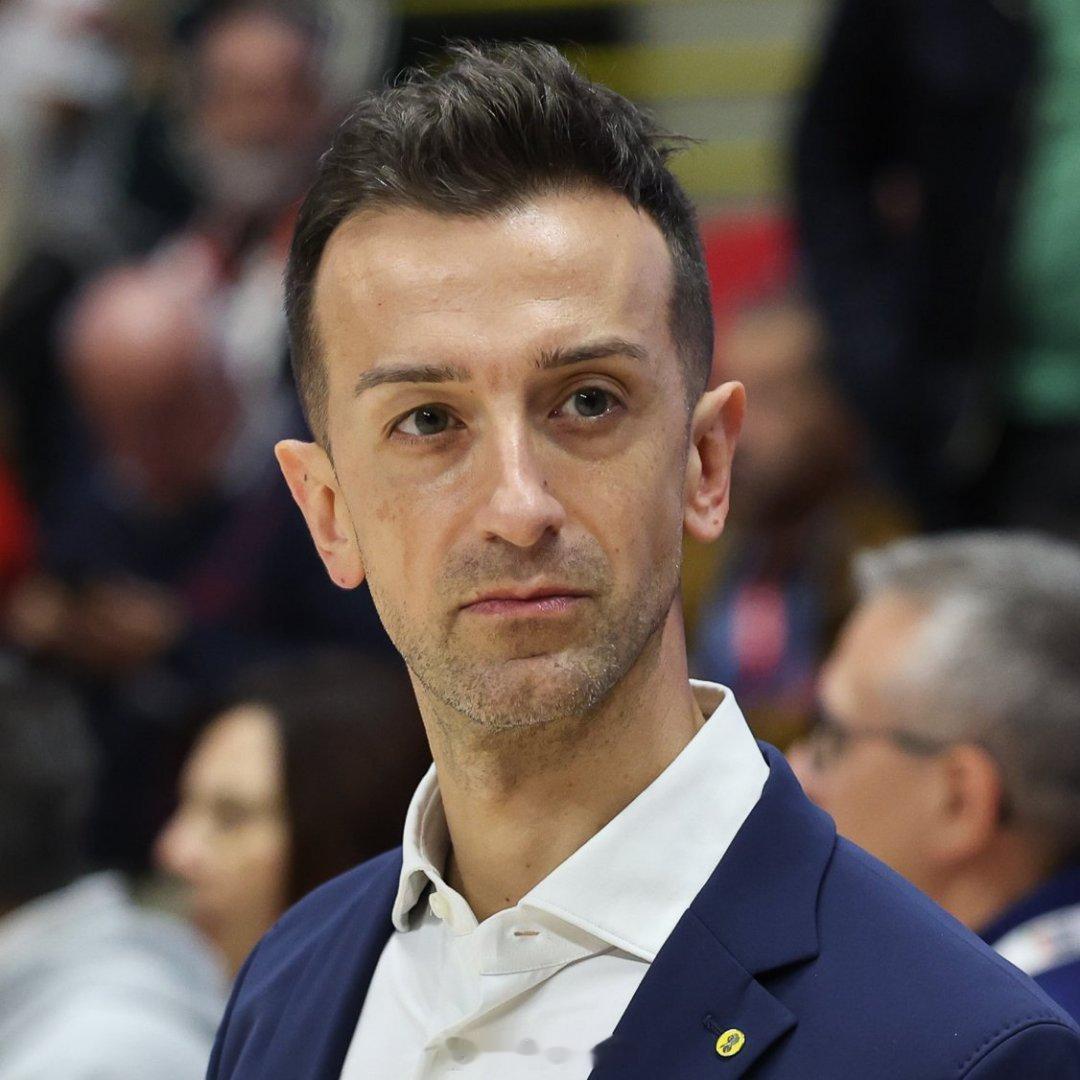 女排丹尼尔桑塔雷利：“我从没想过钱的事。”🎤一些俱乐部向土耳其🇹🇷球员开