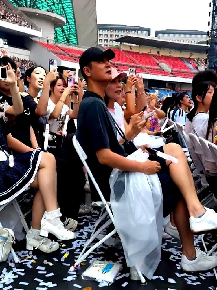 演员任重这个选择，有点东西。每年主动推掉两三部戏，几百万说不要就不要。他给自