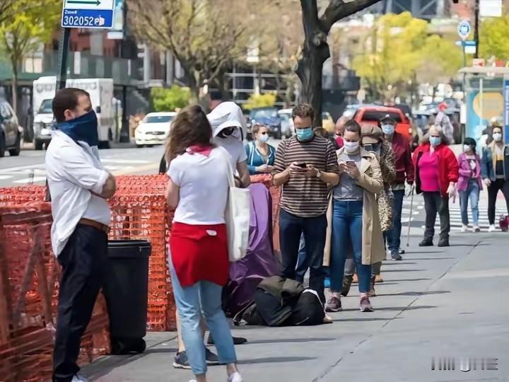美国劳动力市场正在持续走软。美国劳工统计局1月9日公布的数据显示，2025年1