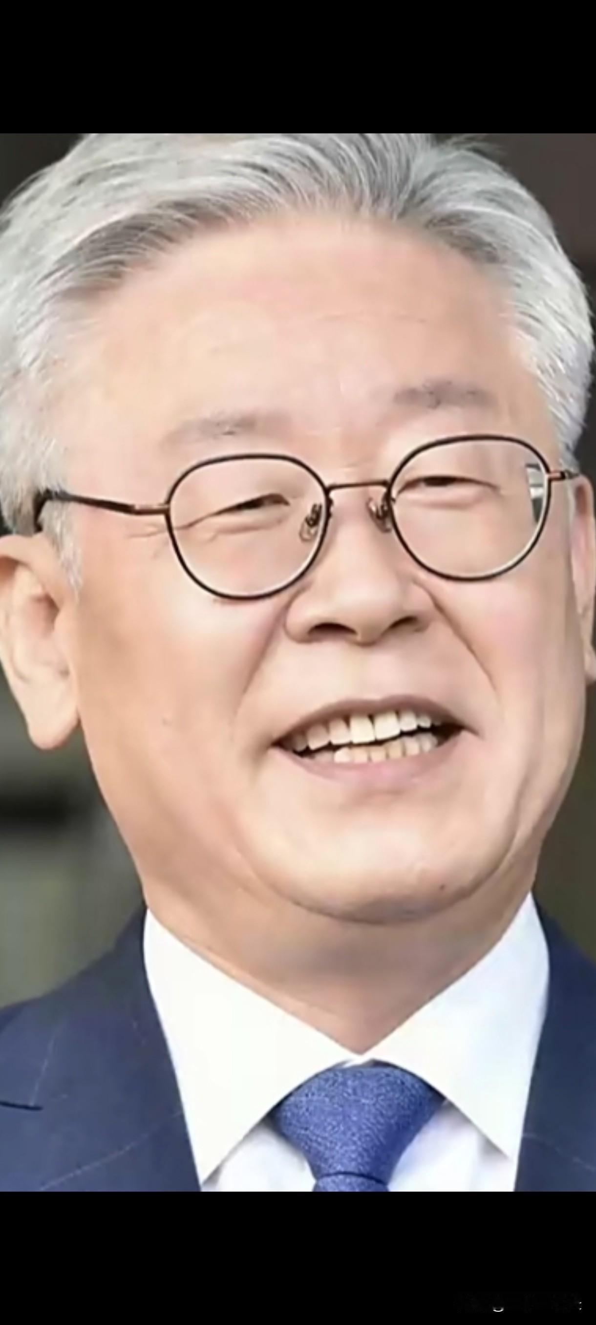 《韩国总统李在明在夹缝中求生存，太难了。》[微风
