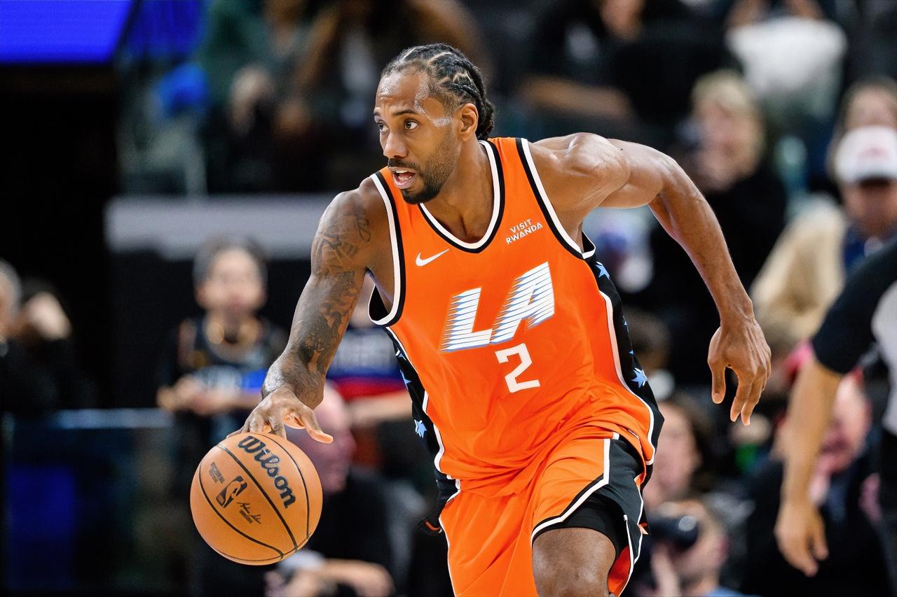 哈登：卡子哥，你因左膝不适提前回洛杉矶，这就让我一个人带队继续打客场啦？？？小