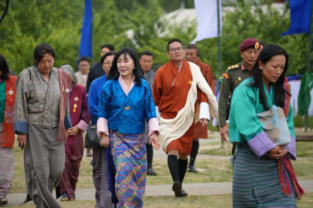 王室王室不丹王室2026年5月30日，县长大妈基金会庆典的第二天，这次耀祖没来