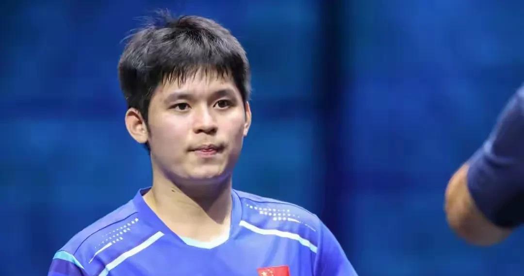 国乒迎来史上最大危机，王皓如坐针毡，王励勤胸有成竹，男队仅剩林诗栋一人，