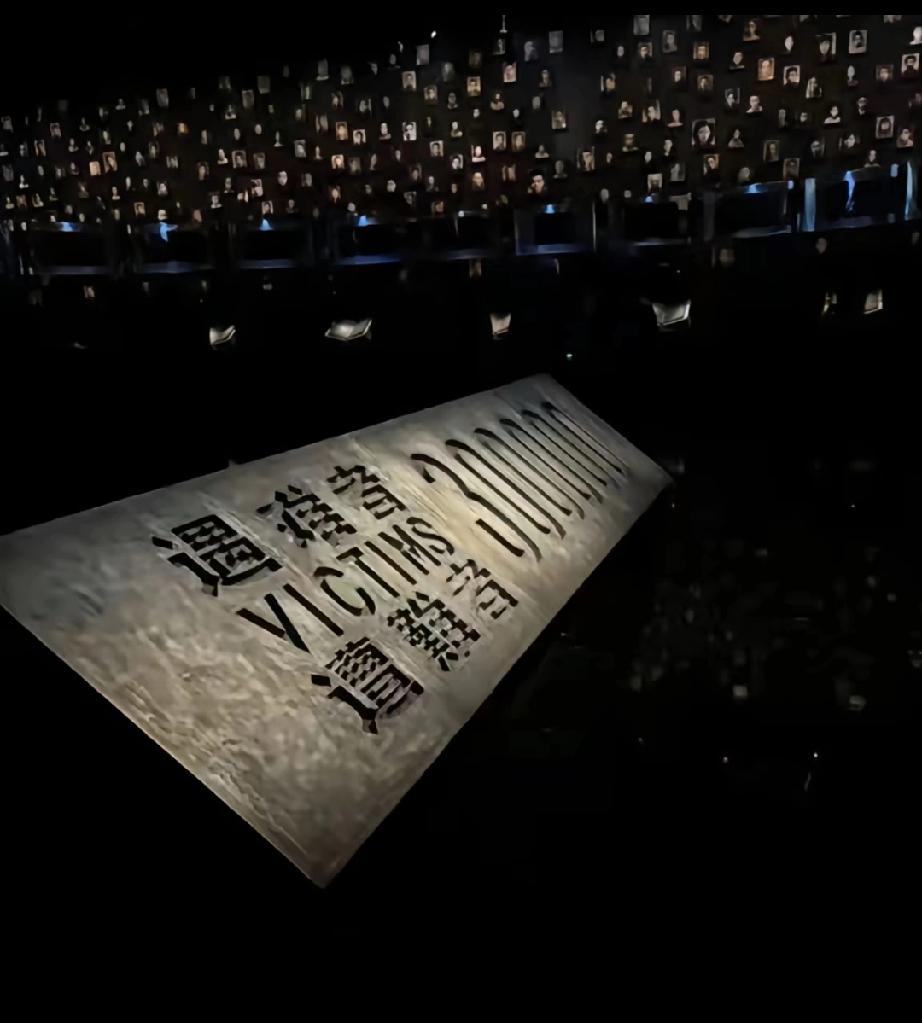 今天在南京坐地铁，难怪2号线云锦路站坐不上车！原来，在早上7:00~12:0