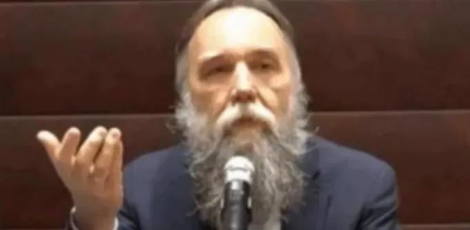 “俄罗斯国师”杜金预警：北极将成下一个战场，俄美对峙升级，全球能源格局面临重构！