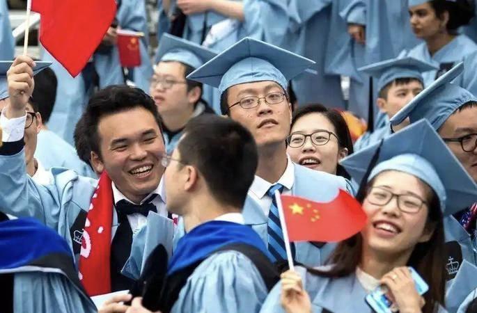 拿绿卡去硅谷就是不爱国?这种想法早该丢了我有个哥们儿,清华出身的顶尖程序