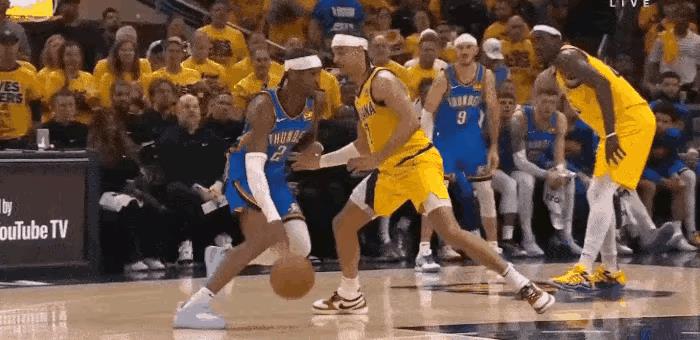 九幅图告诉我们真实的的NBA：亚历山大成为NBA大满贯选手，却没有任何人祝贺他