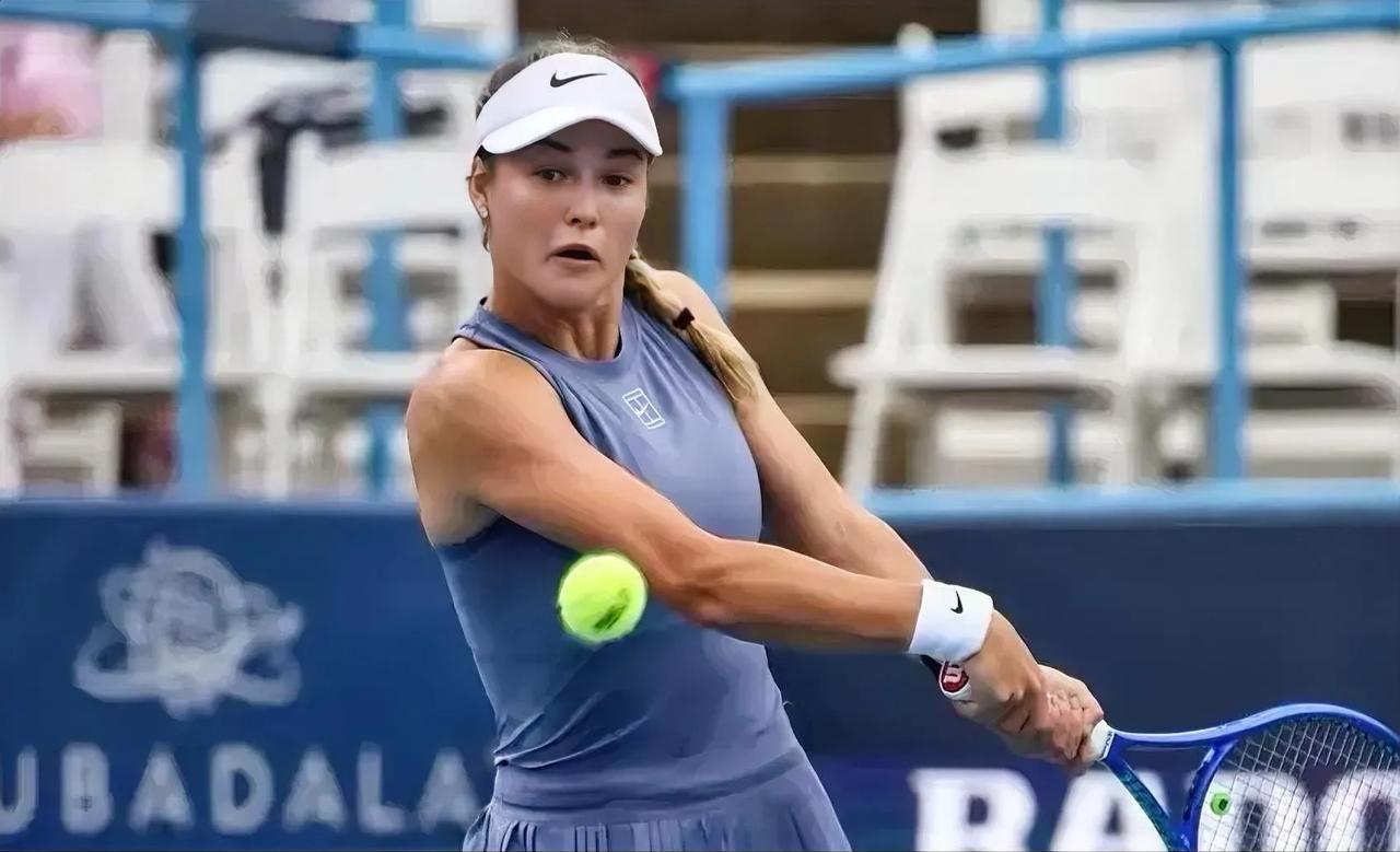 在晨曦初照的北京时间7月27日，2025年度WTA500华盛顿站的女单半决赛精彩