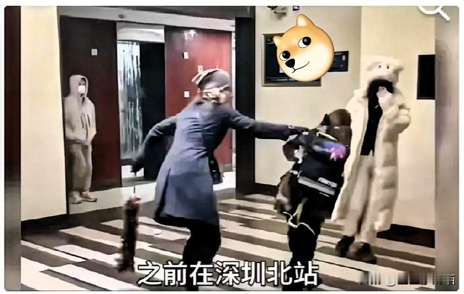 把我笑晕了，一位香港网友说，他小时候有个强烈的愿望，那就是长大了想做官，然后把从