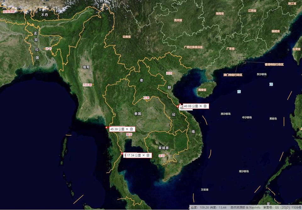中国南部几个国家都有“细脖子”，越南地图呈现S形，北部海岸线一个圆弧，南部又一个