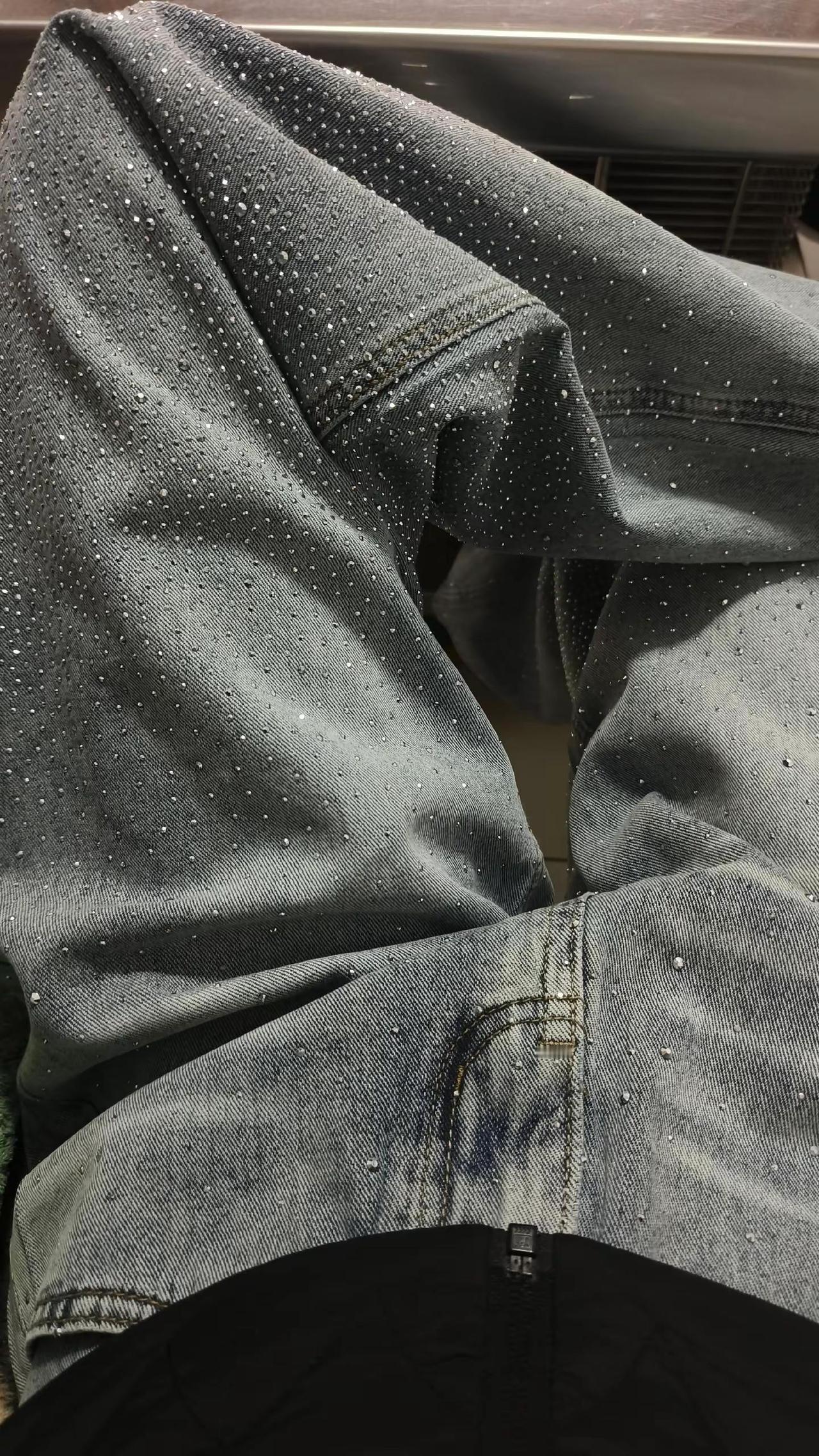 好消息满钻裤子到了、坏消息买大了