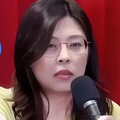 金门县长陈福海公开放话：金门全县上下，从老人到小孩，没一个人反对直通厦门机场的大