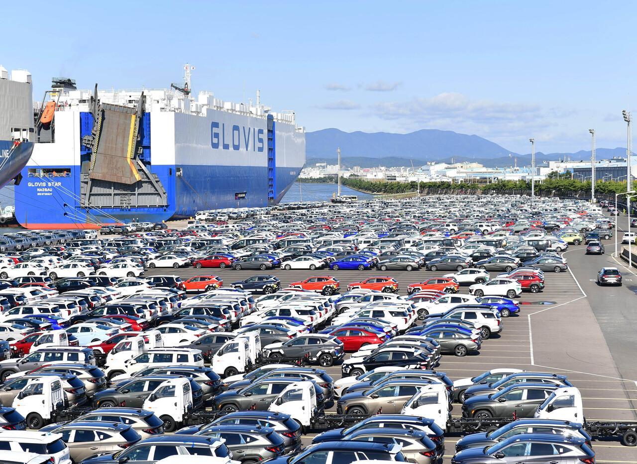 【2025年韩国汽车出口额或突破709亿美元！】今年1-11月韩国汽车累计