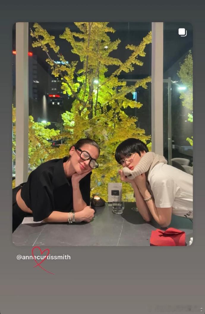 360度无死角美女宋慧乔，长发短发皆出彩，不同造型下的多样化美感，始终被全网认