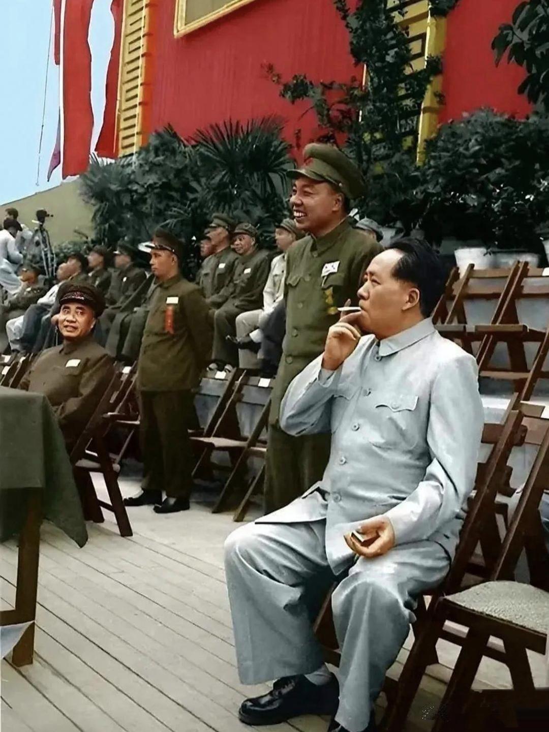 没了毛主席，党可能还会有，但咱老百姓自己的军队，真不一定能生出来咱今儿唠个透